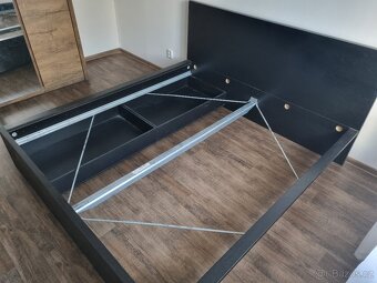 IKEA MALM postel 180x200 s šuplíky - 5