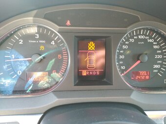 PRODÁM AUDI A6 4F 3.0TDI - 5