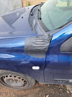 Renault clio 1.5 55kw r.2004 - 5