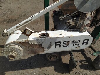 Motorová řezačka asfaltu nebo betonu RS 14R, motor Robin - 5