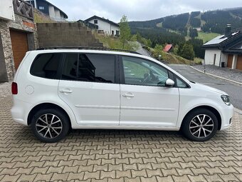 Touran 2.0tdi, 125kw, Naj.268tkm, rok 2011 - 5