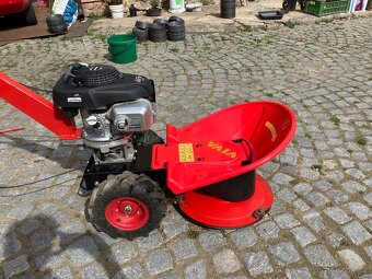 Bubnová sekačka GCV 160 - motor Jikov Green Honda - 5