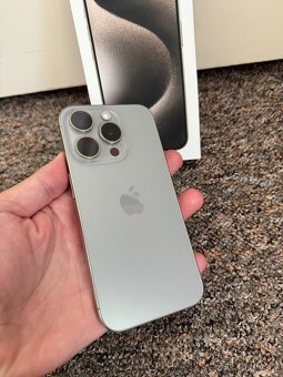 Apple iPhone 15 Pro 128gb Natural. 2 roky zaruka. TOP stav. - 5