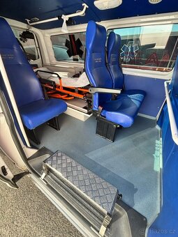 Volkswagen Transporter T5.1 sanita - 5