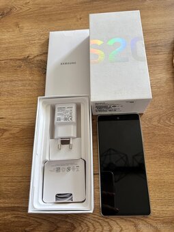 Samsung Galaxy S20 FE - 128 GB - bílý - 5