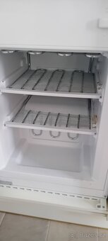 Vestavná lednice Beko CBI7702 - 5