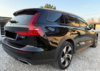 Volvo V60 T5 AWD Geartronic Momentum Pro - 5