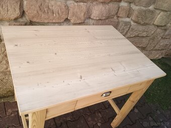 starý stůl s trnoží - 5