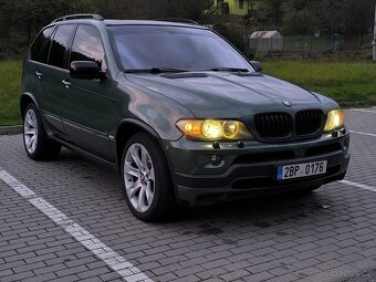 2x BMW X5 e53 4.8is - 5