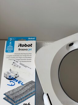 Robotický mop iRobot Braava jet M6 - 5