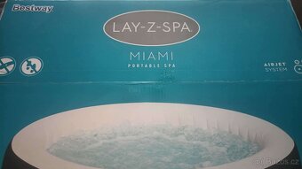 Vířivka Bestway Lay-Z-Spa Miami 180x66cm - nový - 5