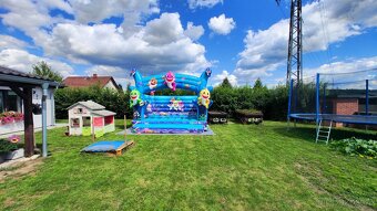 Skákací hrad 4x4m. k zapůjčení, pronájem, Baby Shark - 5