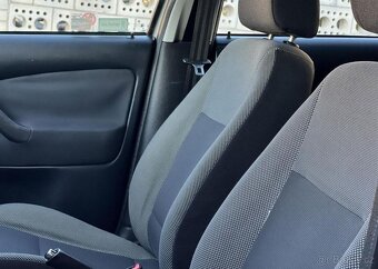 Škoda Octavia 1.6i 75kw KLIMA KOUPENO V ČR 75 kw - 5
