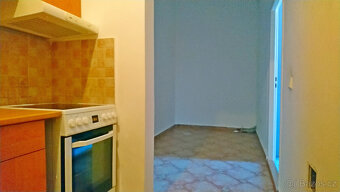 Pronájem 1+1, 40m2+parkování (LBC centrum, ul. Pražská) - 5