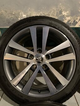 Alu kola Škoda R17 5X112 LETNÍ PNEU 225/45 R17 100% Vzorku - 5