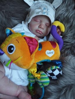 LAMAZE Kočička Sally - 5