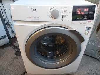 Prodám plně funkční dig. pračku značky AEG NA 8 KG--DOVEZU-- - 5