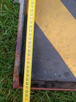 Garážová vrata. Dvou křídla. Pozor sleva - 5