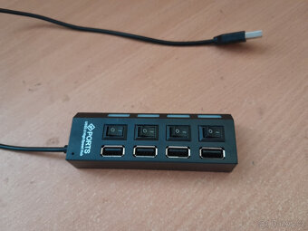 USB HUB NA 4 USB S VYPÍNAČI IHNED K PRODEJI - 5