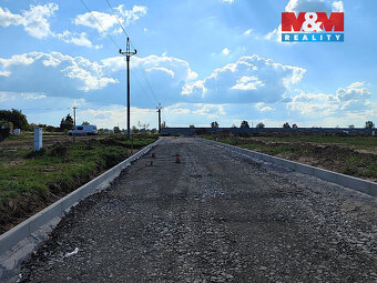 Prodej pozemku k bydlení, 992 m², Hořín - 5