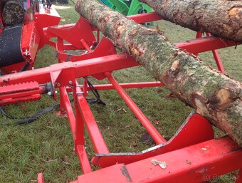 Štípací automat Hakki Pilke 43 podavací stůl Hakki Feed 471 - 5