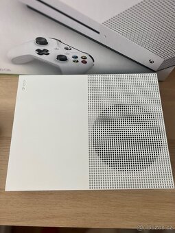 XBOX ONE S 500 GB V TOP STAVU - 5