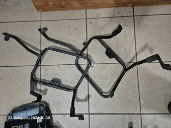 SUZUKI V-STROM DL 650 ruzne veci - 5
