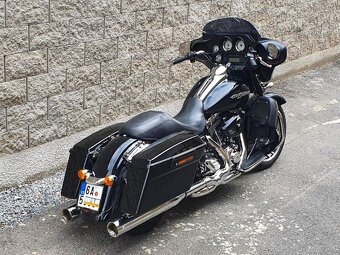Harley Davidson FLHX Street Glide - 5