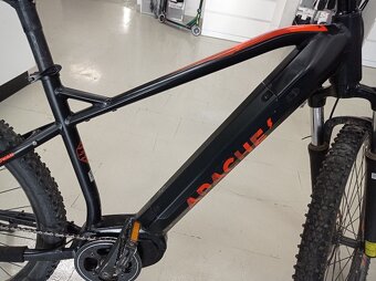 Prodám elektrokolo APACHE TUWAN MX-I 19" velmi dobrý stav - 5