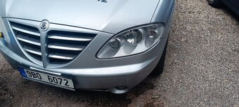 Ssangyong Rodius - 5