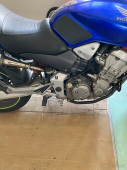 Honda hornet 900f - 5