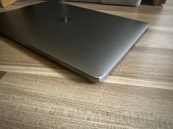 Apple Macbook Pro 13´ Touchbar - 5