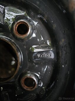 Zimní pneu s plechovými disky - 175/65 R14 82T - 5