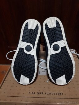 Prodám nové boty na snowboard FIREFLY v.44 - 5
