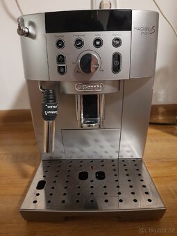 Kávovar DeLonghi Magnifica S Smart - 5
