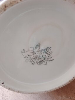 Porcelánová váza - 5