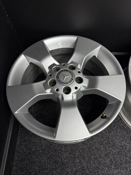 Alu MERCEDES C W204 5x112 17” - 5