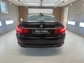 740D xdrive.Zcela nové rft letní pneu Pirelli.Výkon 249kw - 5