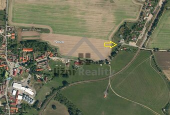 Stavební parcela 1.032 m2 v obci Vlastce - 5