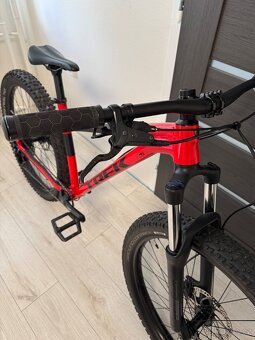 Prodám horské kolo Trek Roscoe 6 M/L - 5