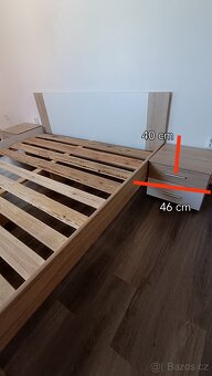 Manželská postel s nočními stolky - 5