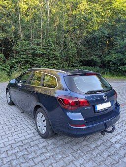 Opel Astra J 1.4T - 5