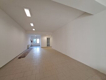 Pronájem bytu 3+1, 200 m2 v 1.NP v centru Veselí nad Moravou - 5