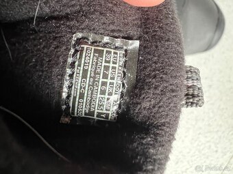 Zimní boty zn. KEEN vel. 39 - 5