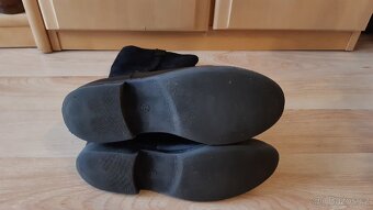 Dívčí černé kozačky vel. 35 - 5