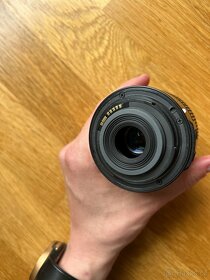 Canon EFS 18-55mm - 5