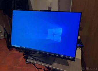 Monitory DELL 22" IPS - 5