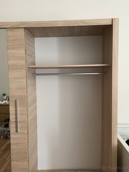 Šatní skříň - 5
