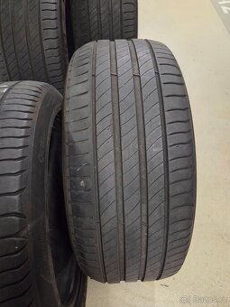 Michelin 235/45 R18 - 5