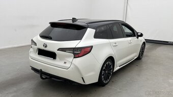 ► TOYOTA COROLLA 1.8 HYBRID GR SPORT E-CVT LED-KAMERA-TAŽNÉ - 5